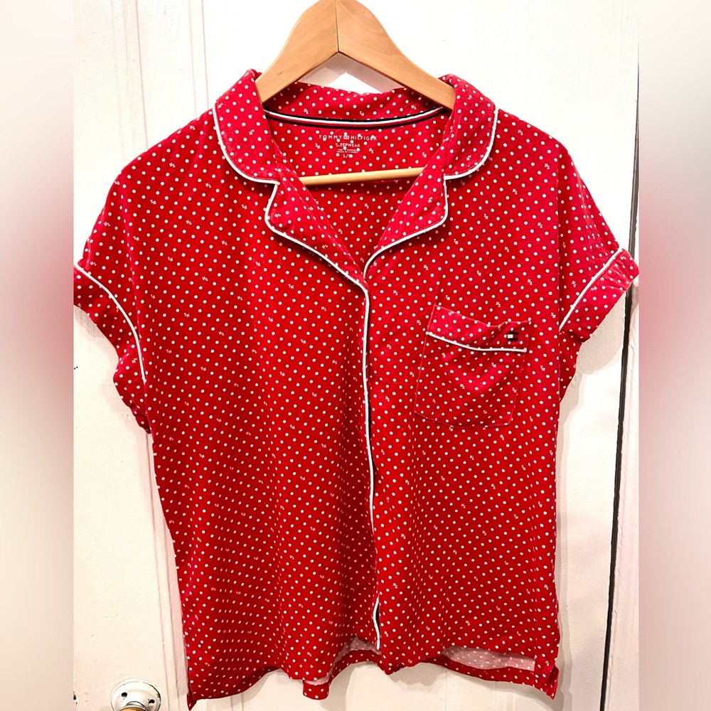 Tommy Hilfiger 2 piece pajama short set- polkadots